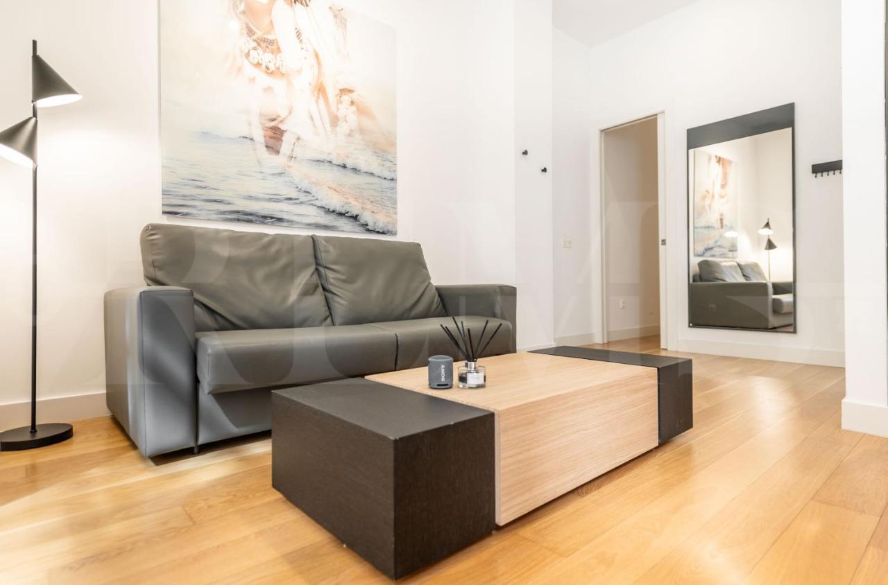 Apartment With Balcony In The Heart Of Malaga By Rems Экстерьер фото
